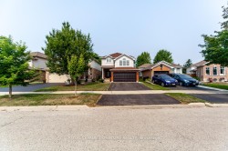 Main-579 Windjammer Way  Waterloo, ON N2K 3Z6