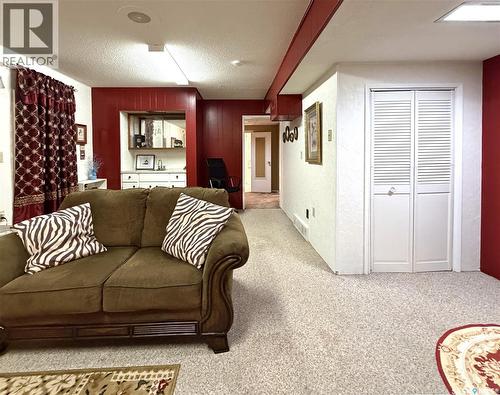 1442 Nicholson Road, Estevan, SK - Indoor Photo Showing Living Room