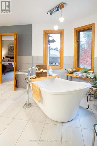 922 Country Club Crescent, London South (South Q), ON - Indoor Photo Showing Other Room