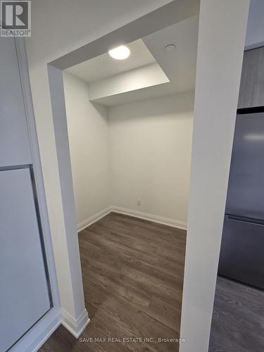 414 - 3250 Carding Mill Trail, Oakville, ON - Indoor Photo Showing Other Room