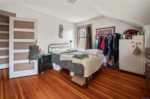 1157 Princess Ave, Victoria, BC - Indoor Photo Showing Bedroom