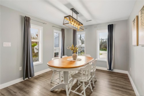 2207 Tzouhalem Rd, Duncan, BC 