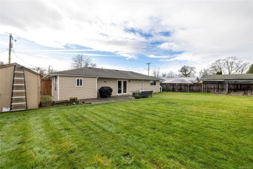 2207 Tzouhalem Rd, Duncan, BC 