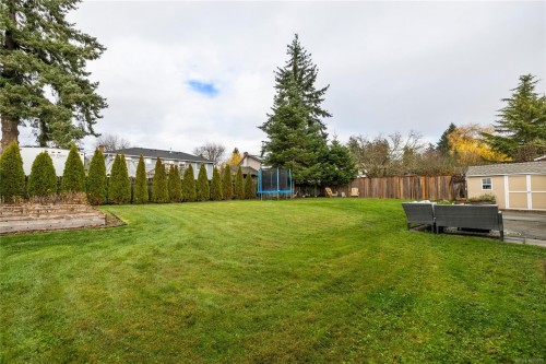 2207 Tzouhalem Rd, Duncan, BC 