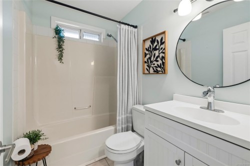 2207 Tzouhalem Rd, Duncan, BC 