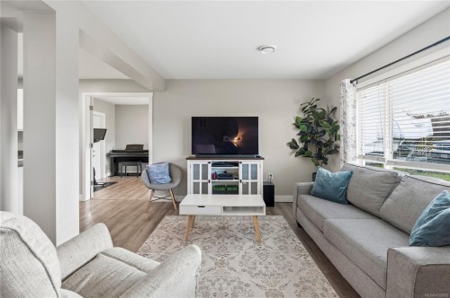 2207 Tzouhalem Rd, Duncan, BC 