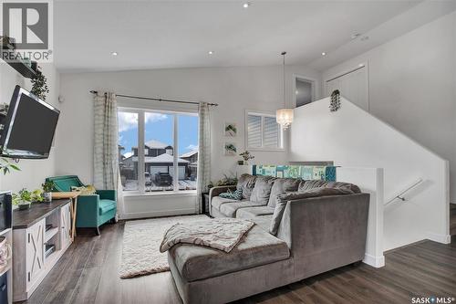 917 Rock Hill Lane, Martensville, SK - Indoor Photo Showing Living Room