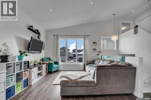 917 Rock Hill Lane, Martensville, SK - Indoor Photo Showing Living Room