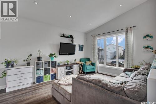 917 Rock Hill Lane, Martensville, SK - Indoor Photo Showing Living Room