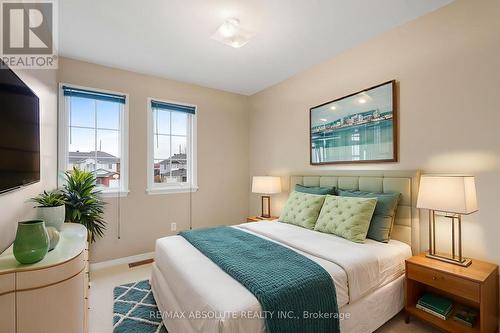 11 Foxden Place, Ottawa, ON - Indoor Photo Showing Bedroom