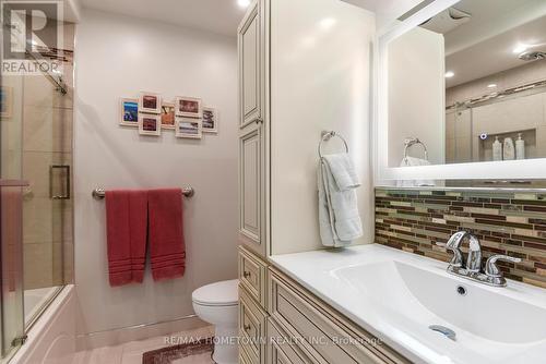 1111 Burnside Drive, Augusta, ON - Indoor Photo Showing Bathroom