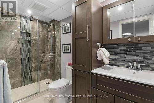 1111 Burnside Drive, Augusta, ON - Indoor Photo Showing Bathroom
