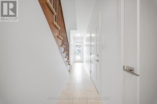 6 Greenwich Avenue, Hamilton, ON - Indoor Photo Showing Other Room
