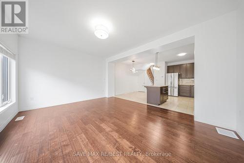 6 Greenwich Avenue, Hamilton, ON - Indoor