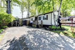 76 GEORGIAN GLEN DRIVE  Wasaga Beach, ON L9Z 1K7