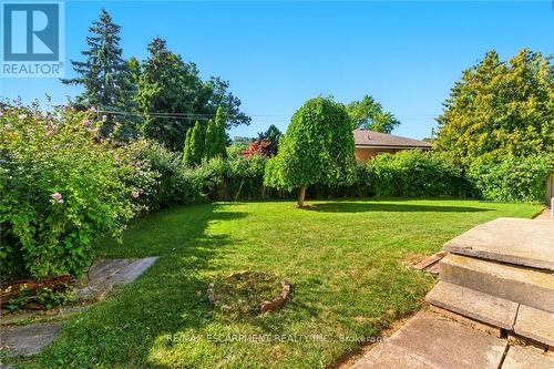 18 Jasper Drive, Hamilton, ON - Outdoor