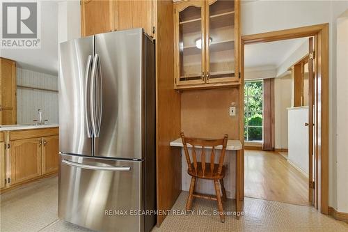 18 Jasper Drive, Hamilton, ON - Indoor