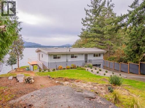 2440 Jenkinson Road, Powell River, BC - Outdoor