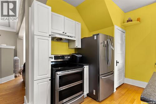 2800 Victoria Avenue, Regina, SK - Indoor Photo Showing Kitchen With Stainless Steel Kitchen