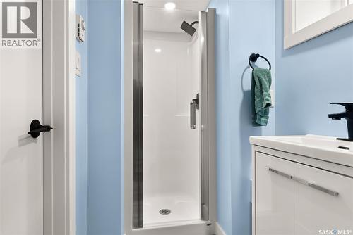2800 Victoria Avenue, Regina, SK - Indoor Photo Showing Bathroom