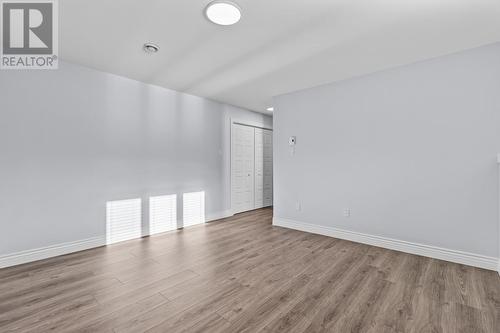 8 Burry Port Street, St. John'S, NL - Indoor Photo Showing Other Room