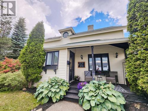 9 Riverview Road  Grand Falls-Windsor, NL A2A 1X4
