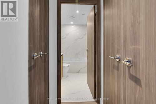 4606 - 38 Widmer Street, Toronto, ON - Indoor Photo Showing Bathroom