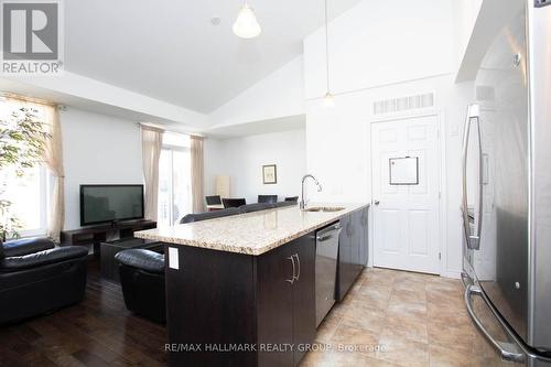 H - 314 Everest Private, Ottawa, ON - Indoor Photo Showing Kitchen