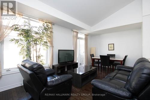 H - 314 Everest Private, Ottawa, ON - Indoor Photo Showing Living Room