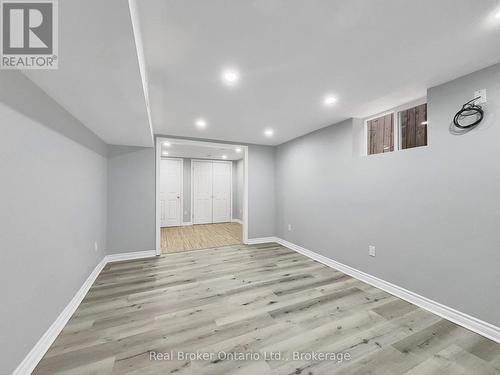 157 Twin Crescent, Hamilton (Butler), ON - Indoor