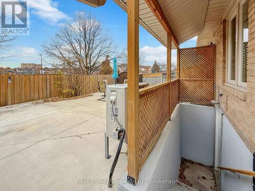 157 Twin Crescent, Hamilton (Butler), ON - Outdoor