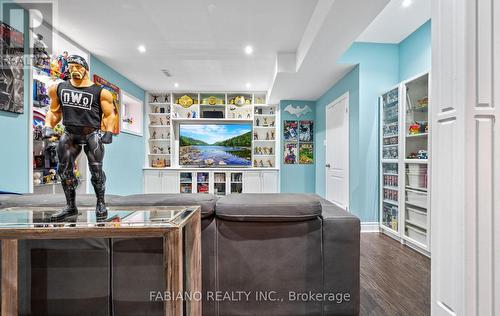 18 Birch Tree Trail, Brampton, ON - Indoor Photo Showing Other Room