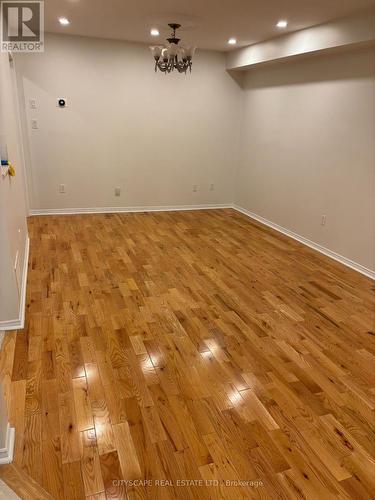 Upper - 3968 Foxwood Avenue, Mississauga, ON - Indoor Photo Showing Other Room