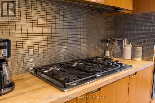 89 Byron Street, Niagara-On-The-Lake (Town), ON - Indoor Photo Showing Kitchen