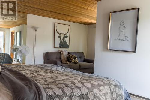 89 Byron Street, Niagara-On-The-Lake (Town), ON - Indoor Photo Showing Bedroom