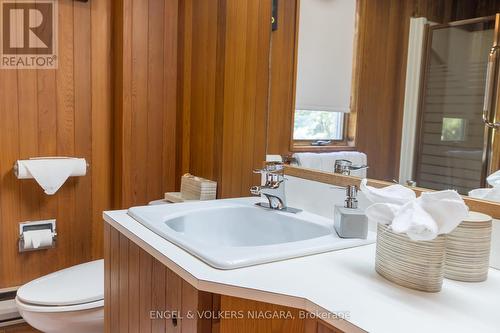 89 Byron Street, Niagara-On-The-Lake (Town), ON - Indoor Photo Showing Bathroom