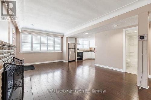 2340 King Street E, Hamilton, ON - Indoor Photo Showing Other Room