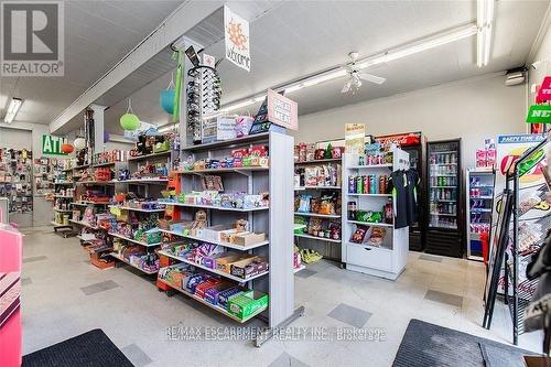 2340 King Street E, Hamilton, ON - Indoor Photo Showing Other Room