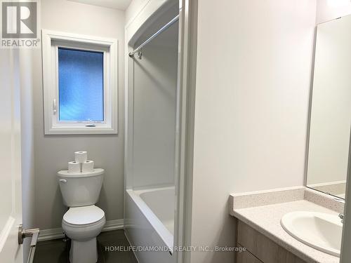 121 Alicia Crescent, Thorold, ON - Indoor Photo Showing Bathroom