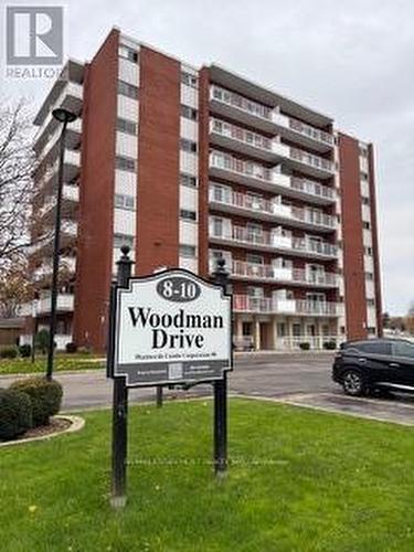 208 - 10 WOODMAN DRIVE S  Hamilton, ON L8K 4E1