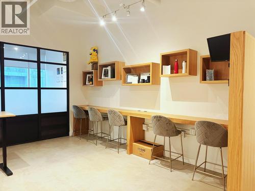 631 6378 Silver Avenue, Burnaby, BC 