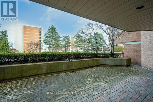 101 - 265 Westcourt Place, Waterloo, ON - Outdoor