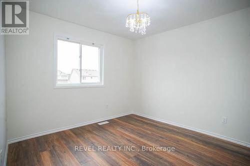 110 Hunter Way, Brantford, ON - Indoor Photo Showing Other Room