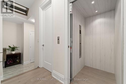 4-Level Elevator - 121 Milky Way Drive, Richmond Hill, ON - Indoor Photo Showing Other Room