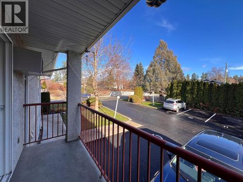 420 4 Avenue Se Unit# 201, Salmon Arm, BC - Outdoor With Balcony