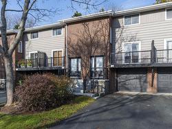 7 Braeside Lane  Clayton Park, NS B3M 3J6