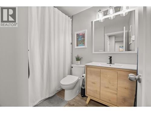 262 Kinney Avenue Unit# 311, Penticton, BC - Indoor Photo Showing Bathroom