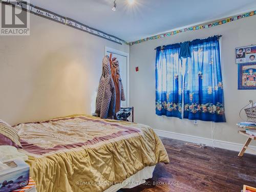 61 Concord Avenue, St. Catharines (Facer), ON - Indoor Photo Showing Bedroom