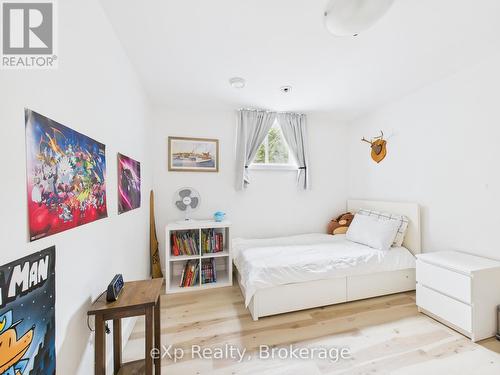 568 Mcnabb Street, Saugeen Shores, ON - Indoor Photo Showing Bedroom