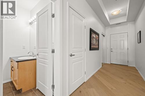 1331 Ellis Street Unit# 319, Kelowna, BC - Indoor Photo Showing Other Room